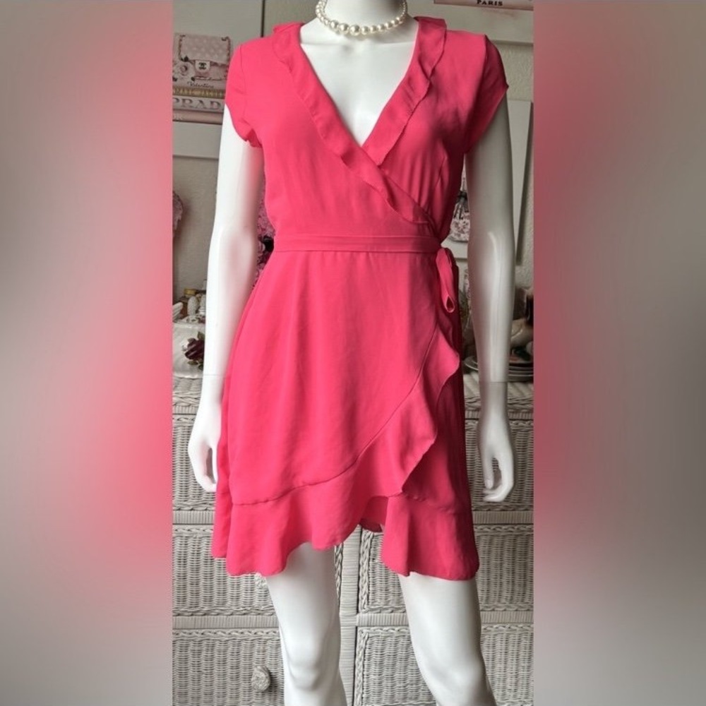 Aritzia Sunday Best Ruffled Red Rosa Wrap Mini Dress Low Cut Revealing Size 0